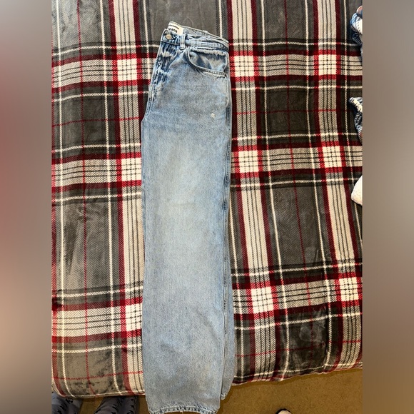 Reformation Val 90s Mid Rise Straight Jeans - Picture 11 of 14